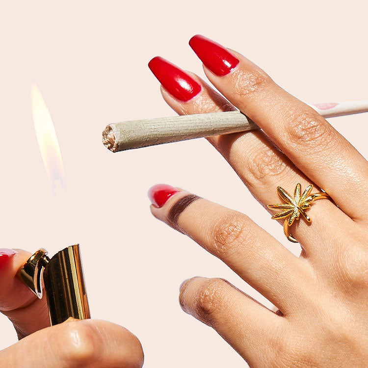De-Lighter – Minimalist Refillable Lighter for Elegant CBD Sessions