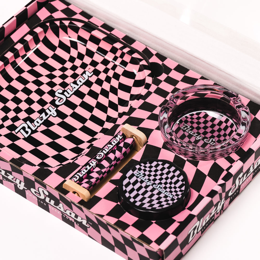 Blazy Susan Smoker’s Kit – All-in-One Rolling Set with Grinder, Tray, Ashtray & Roller